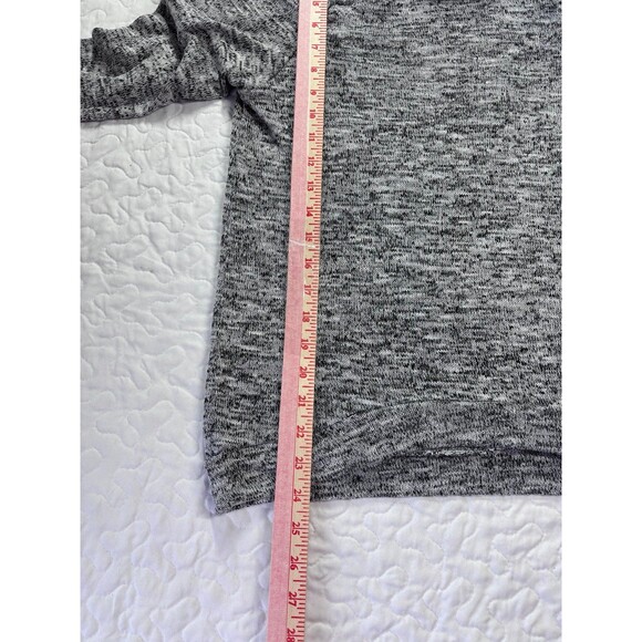 Moa Moa Grey Long Sleeve Crewneck Soft Knit Sweater size small - Picture 4 of 5
